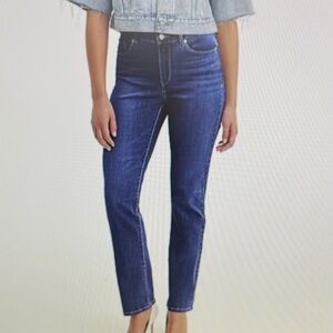 Brand New Levi’s® Women’s Mid-Rise Classic Straight Jeans